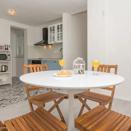 Vista Mare - 3 Bedroom, Sea View