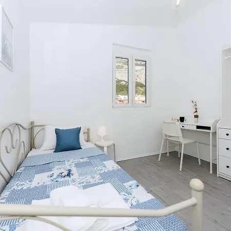 Apartmán Vista Mare - 3 Bedroom, Sea View Makarská