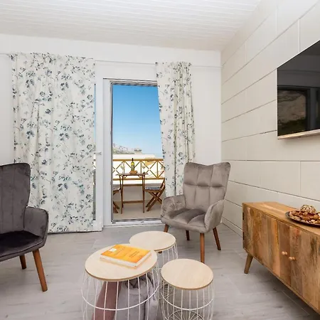 Vista Mare - 3 Bedroom, Sea View * Makarská